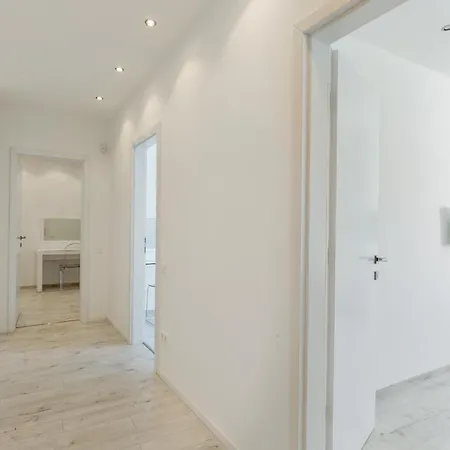 Apartment Square 2 Bedrooms - Michaelides Voeroesmarty Square Residences
