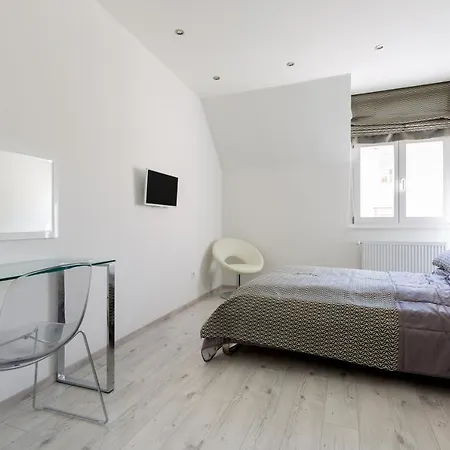 Square 2 Bedrooms - Michaelides Voeroesmarty Square Residences Apartment *
