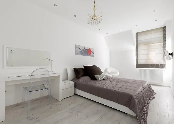 Square 2 Bedrooms - Michaelides Residences Appartement Budapest