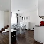 Апартаменты Square 2 Bedrooms - Michaelides Residences Будапешт
